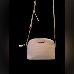 Kendle and Kylie cross body bag